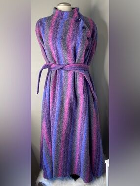 Jimmy Hourihan 1970s Irish Wool & Made in Ireland Cape/Coat RARE FIND Stunning